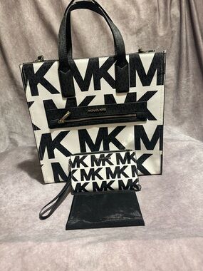 Michael Kors Black & White MK Logo Tote with Matching Wallet